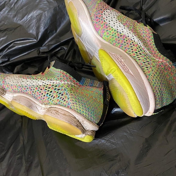 NIKE SNEAKERS 🔥 - Picture 5 of 10